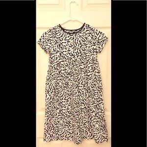 Navy blue and white dress!